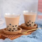 okinawa milk tea in glass cups